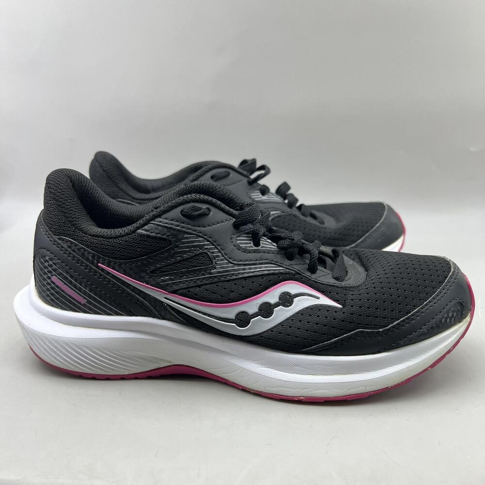 Saucony Cohesion 16 Running Shoes Women Size 7 Black Pink Comfort Low Sneakers